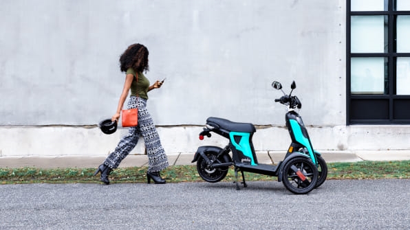 This electric trike is the newest addition to the shared micromobility revolution | DeviceDaily.com