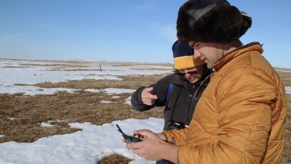 Can spreading tiny glass beads on the Arctic ice keep it from melting? | DeviceDaily.com