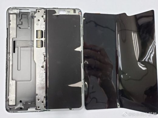 Galaxy Fold teardown gives us a look at its complicated deisgn