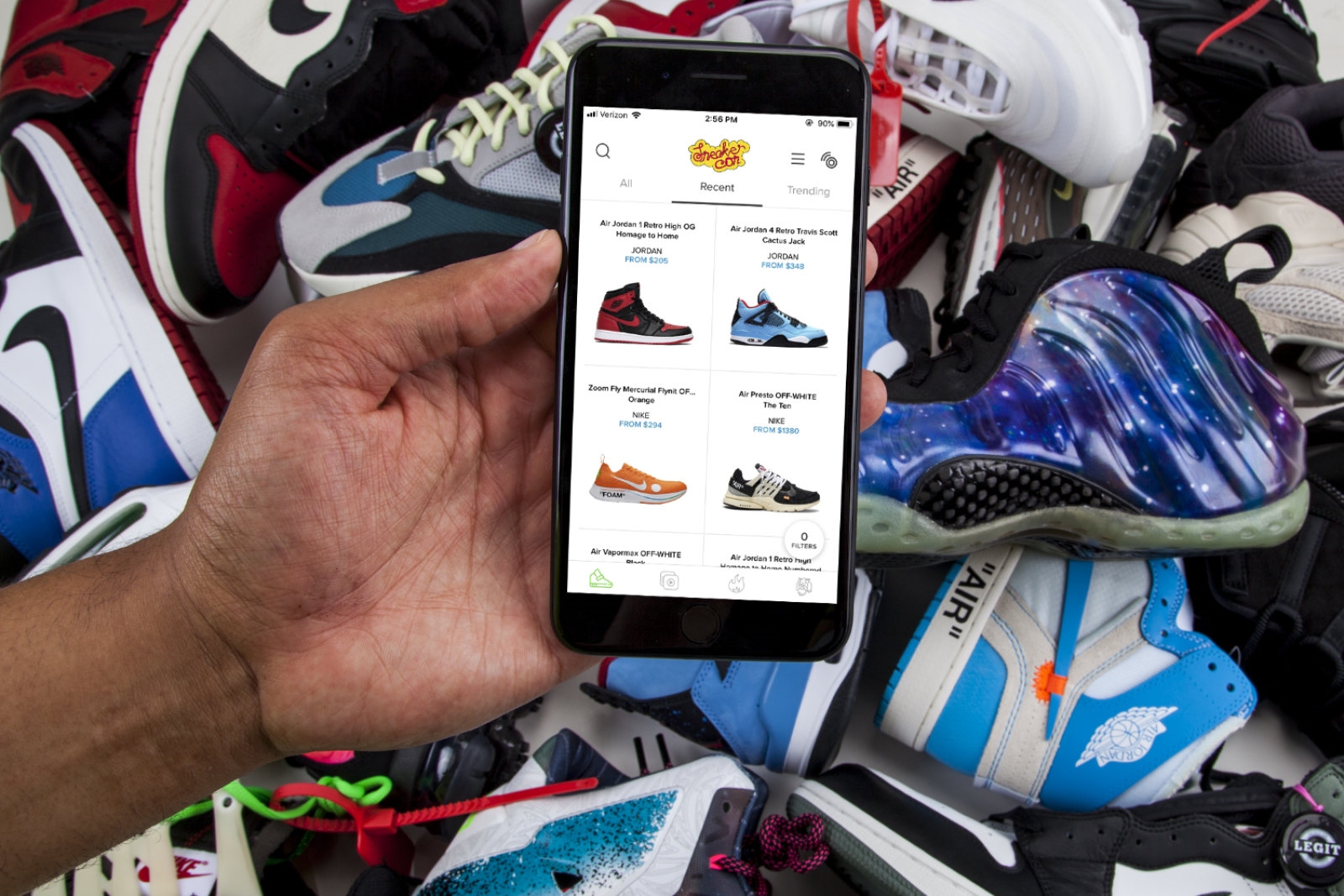 The best apps for buying sneakers | DeviceDaily.com