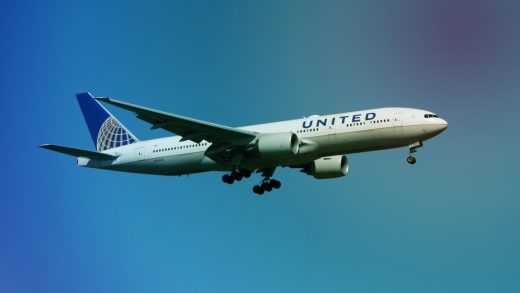 United Airlines accuses its own flight attendants of an elaborate scam