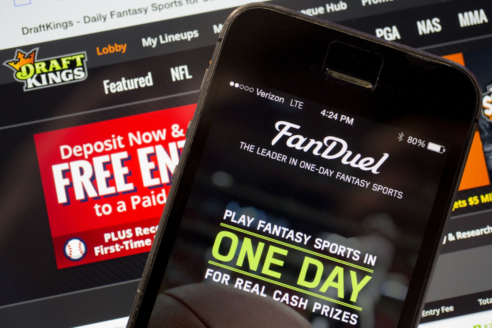 FanDuel applies a $3 inactivity fee to your old daily fantasy account | DeviceDaily.com