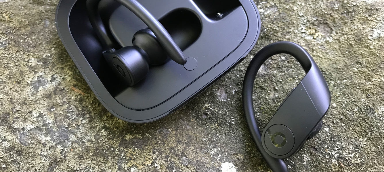 Powerbeats Pro review: The best-sounding Beats headphones yet | DeviceDaily.com