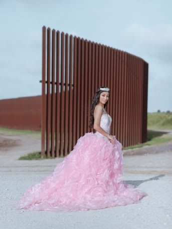 These photos of the U.S.-Mexico border show that reality is very different from the rhetoric | DeviceDaily.com