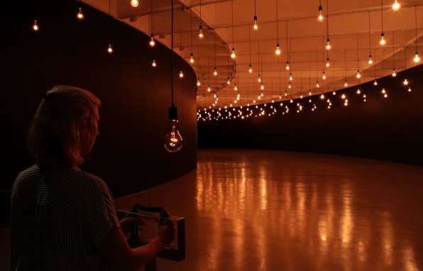 How Rafael Lozano-Hemmer uses your biometric data to create art | DeviceDaily.com