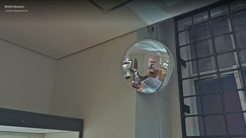 The Google Street View robot takes better selfies than you | DeviceDaily.com