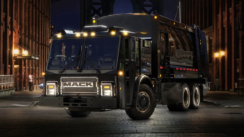 Mack's new electric truck hauls trash | DeviceDaily.com