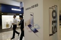Samsung faces 60 percent drop in profits, still plans foldable phones