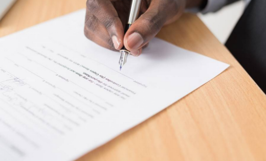 Why Businesses Need to Switch from Manually Signing of Docs to Digital Signing