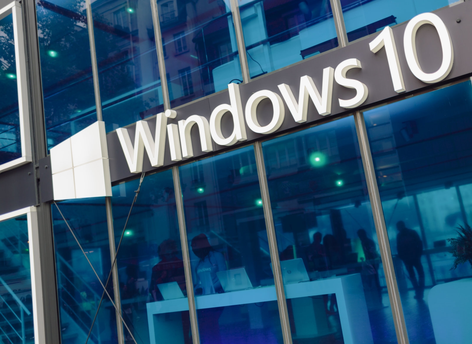 Windows 10's May update won’t work on PCs with USB storage or SD cards | DeviceDaily.com