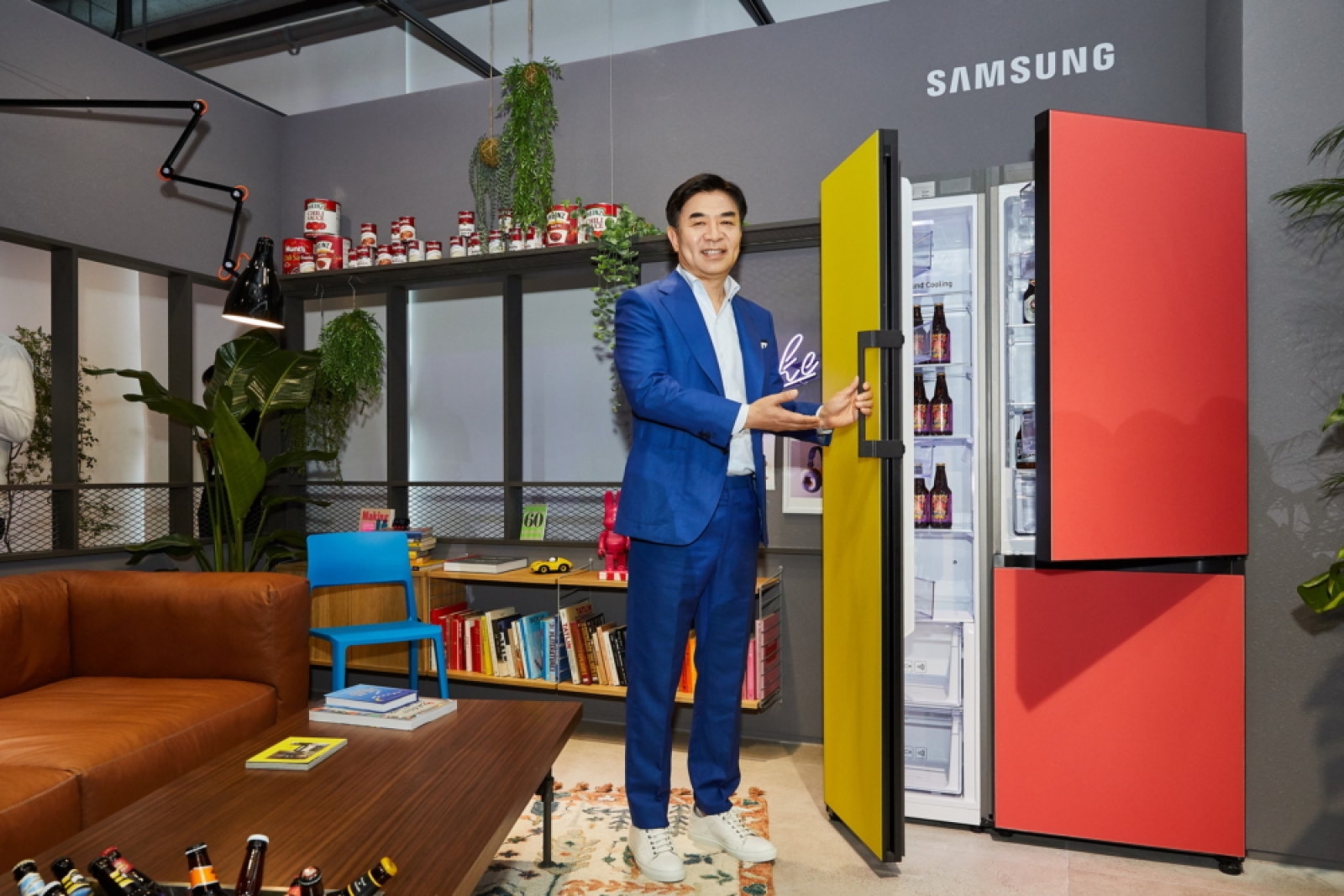 Samsung's customizable refrigerator comes in nine colors and eight sizes | DeviceDaily.com