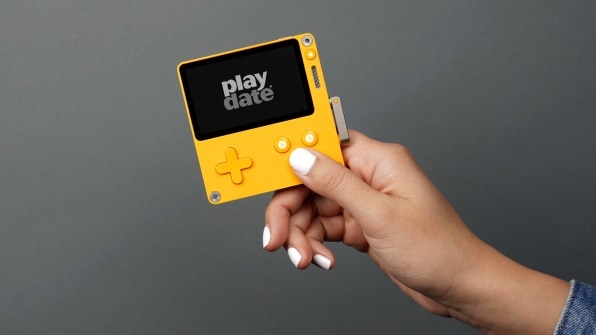 The world’s most anticipated game console is a 1-bit handheld | DeviceDaily.com