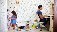 3 ways for stay-at-home parents to return to work smoothly