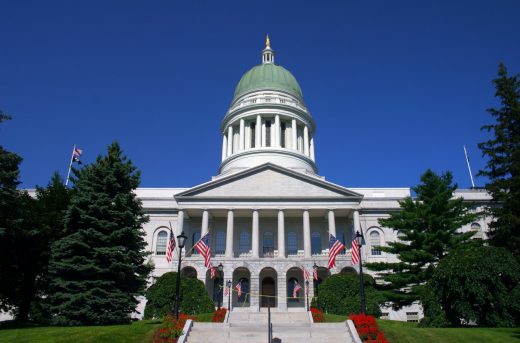 Maine passes bill requiring ISPs to ask permission before selling data