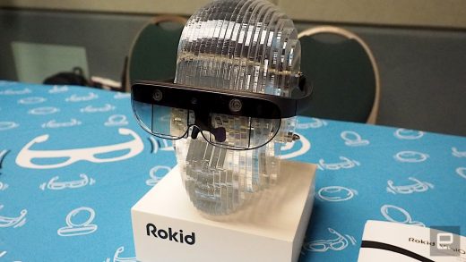 Rokid’s Vision AR headset has a 3D stereo display