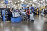 Walmart uses AI camera tech to track checkout theft at 1,000 stores