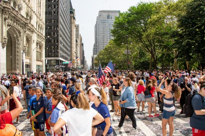 ‘Now Pay Us!’ Photos from NYC’s World Cup victory parade capture a mood—and a movement | DeviceDaily.com
