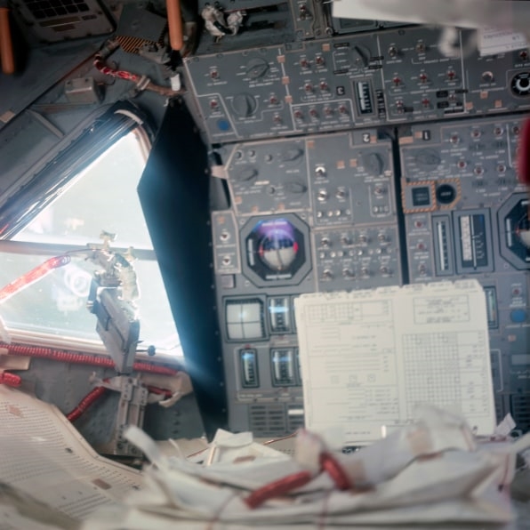 Astronauts were going to fix the spaceships while they flew them | DeviceDaily.com Astronauts were going to fix the spaceships while they flew them | DeviceDaily.com