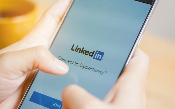 API Automates LinkedIn Ads Performance Reporting | DeviceDaily.com