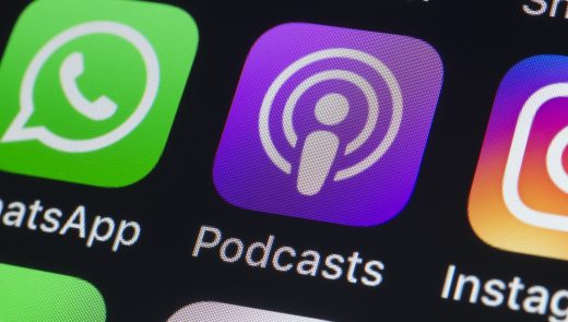 Apple is reportedly planning to pay for exclusive podcasts
