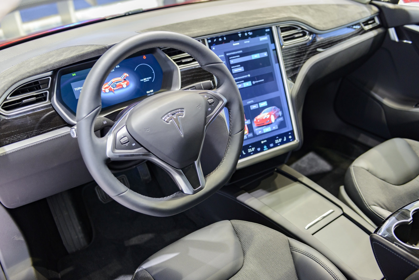 Tesla's dashboard Sketchpad is getting an upgrade | DeviceDaily.com