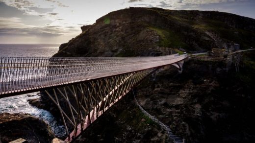 This beautiful but terrifying new footbridge has a gap in the middle