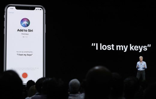 Apple suspends the Siri program where people listened to your questions