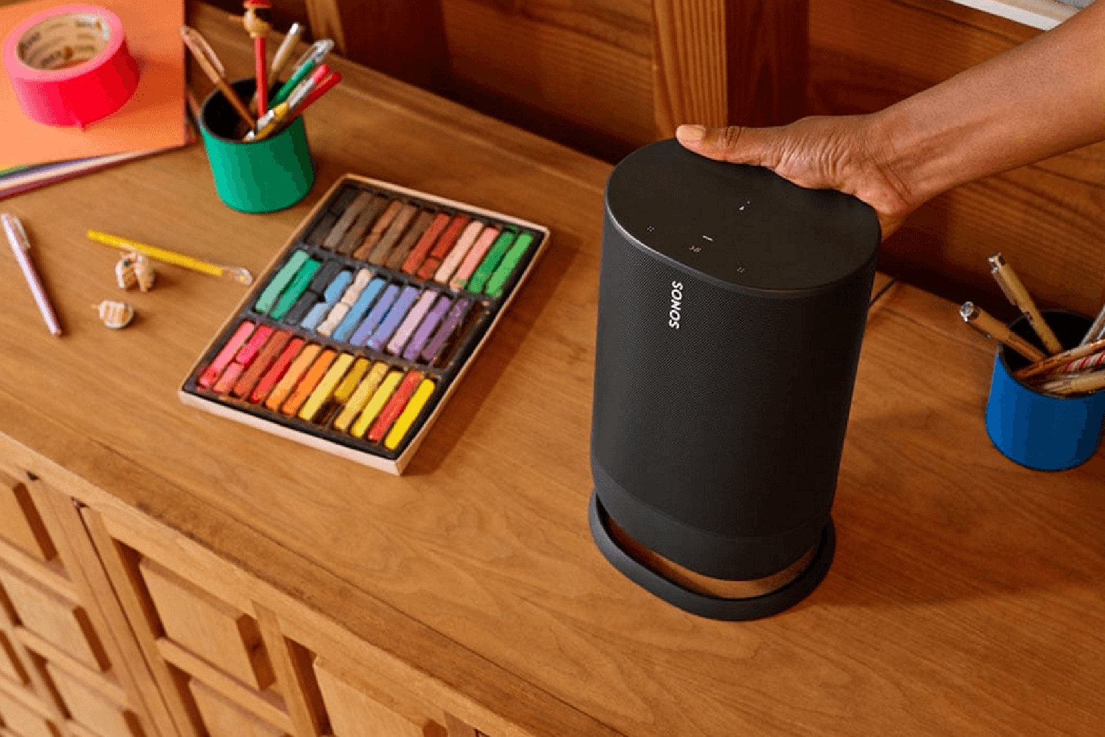 Sonos' portable smart speaker leaks in greater detail | DeviceDaily.com