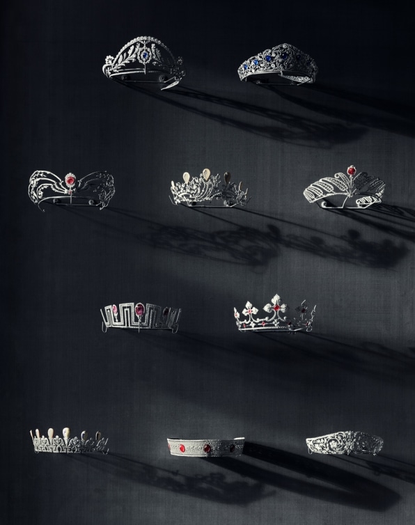 A visual history of the most coveted design object of all: Tiaras | DeviceDaily.com