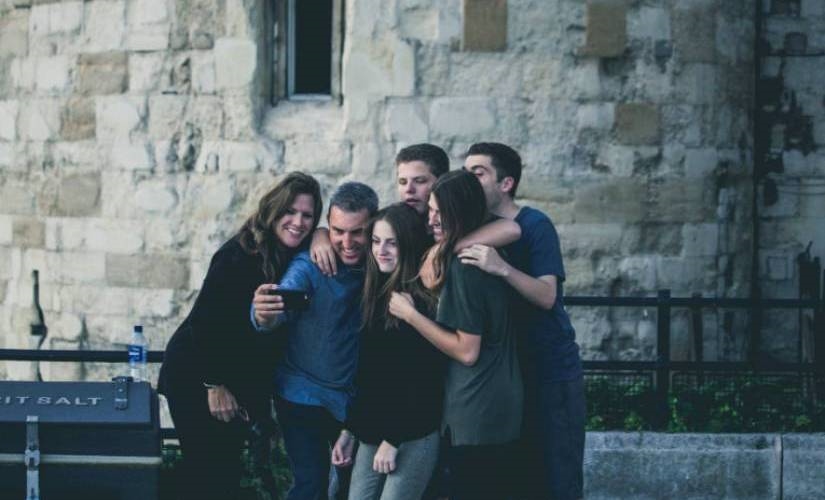 6 Ways to Boost Employee Morale With Visual Communication | DeviceDaily.com 6 Ways to Boost Employee Morale With Visual Communication | DeviceDaily.com