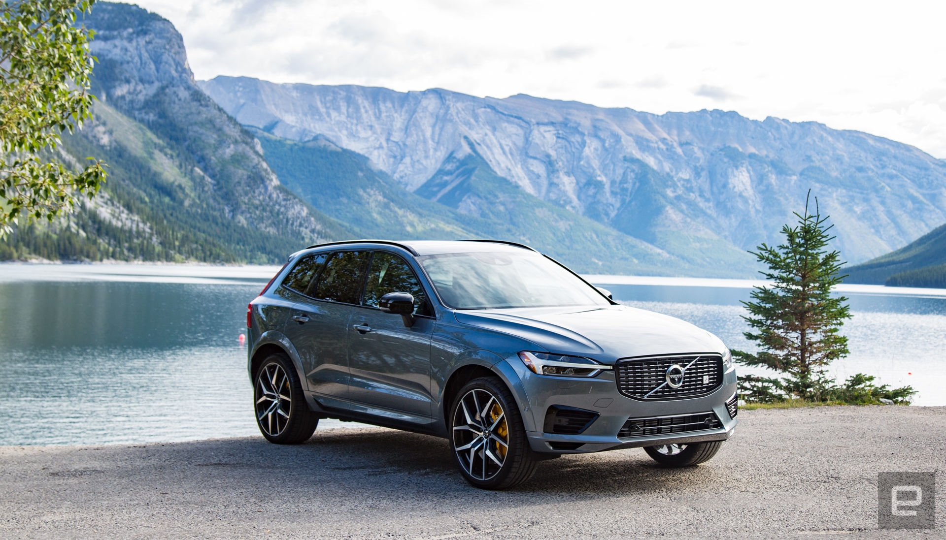 Volvo's Polestar engineered XC60 is fast, but still reserved | DeviceDaily.com