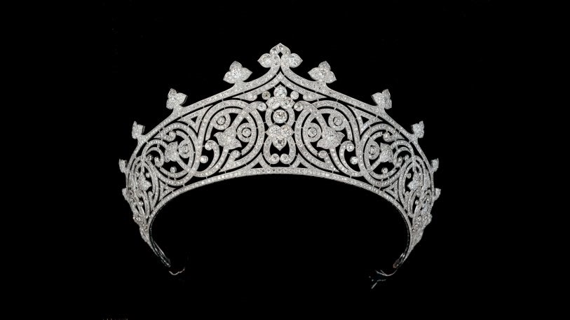 A visual history of the most coveted design object of all: Tiaras | DeviceDaily.com