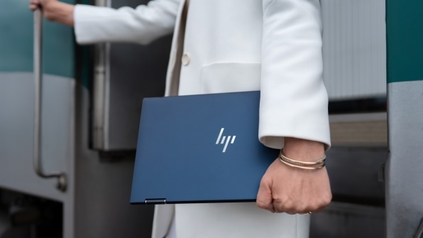 This new HP laptop is the first computer to use ocean-bound plastic | DeviceDaily.com