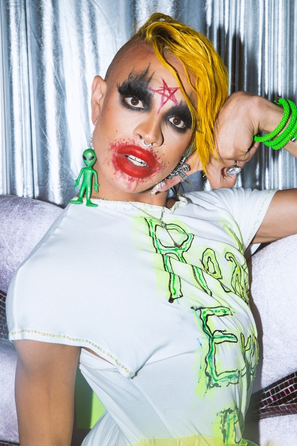 Why ‘RuPaul’s Drag Race’ winner Yvie Oddly has to think of “creative ways to make drag interesting” | DeviceDaily.com