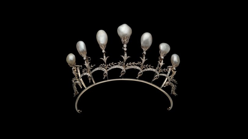 A visual history of the most coveted design object of all: Tiaras | DeviceDaily.com