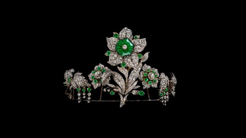 A visual history of the most coveted design object of all: Tiaras | DeviceDaily.com