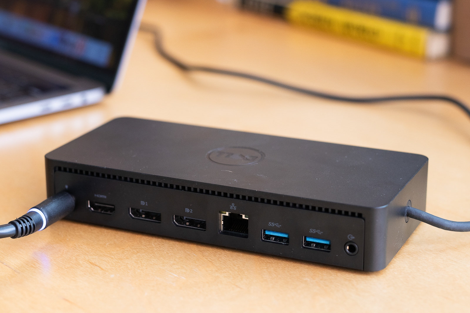 The best USB-C hubs and docks | DeviceDaily.com