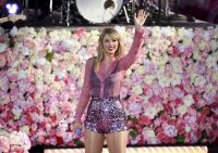 Recommended Reading: Taylor Swift and Spotify are… best friends?