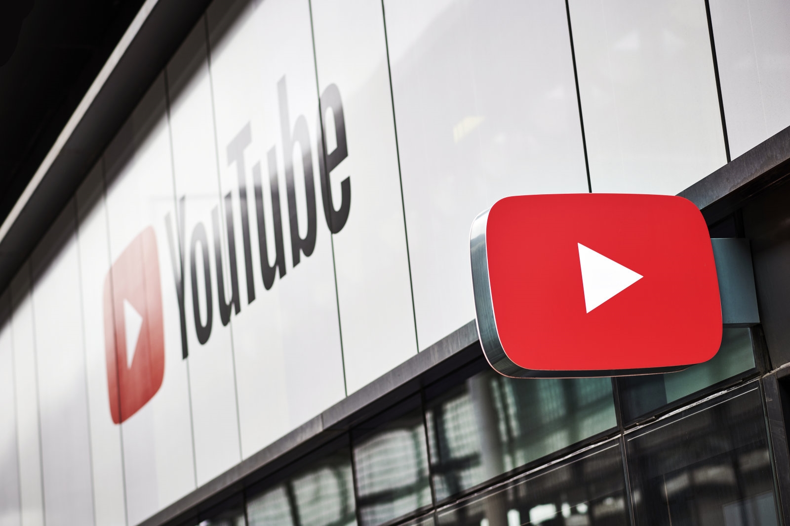 YouTube's channel removals soar following hate speech crackdown | DeviceDaily.com