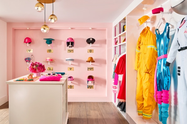 Airbnb’s latest stunt is a sleepover in Barbie’s Malibu Dream House | DeviceDaily.com