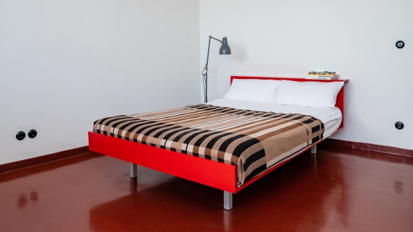 5 affordable ways to bring Bauhaus design home | DeviceDaily.com