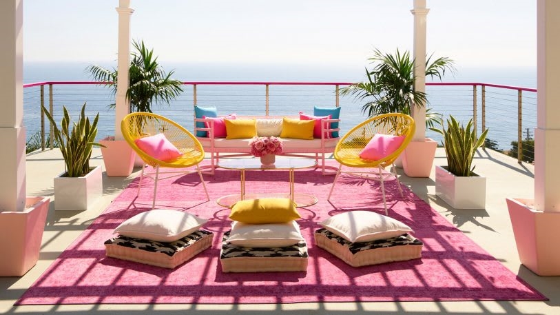 Airbnb’s latest stunt is a sleepover in Barbie’s Malibu Dream House | DeviceDaily.com