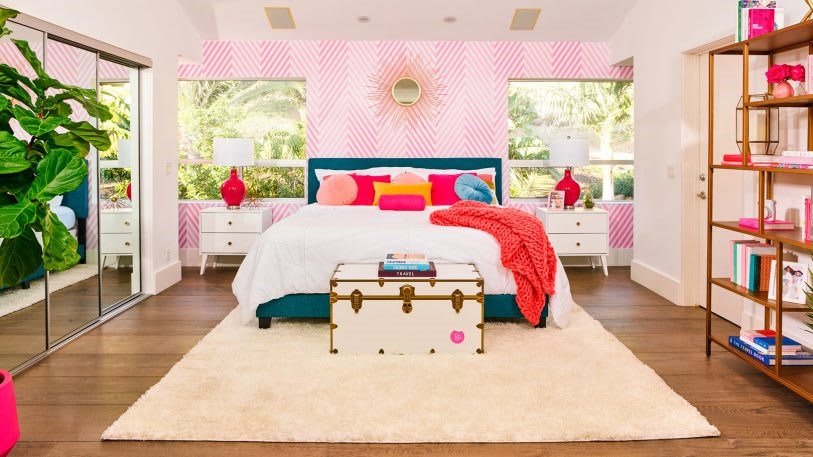 Airbnb’s latest stunt is a sleepover in Barbie’s Malibu Dream House | DeviceDaily.com