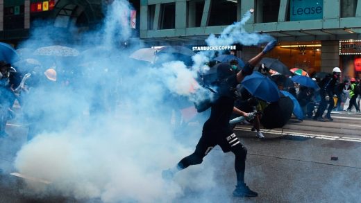 Apple removes two apps related to the Hong Kong protests after criticism from Chinese media