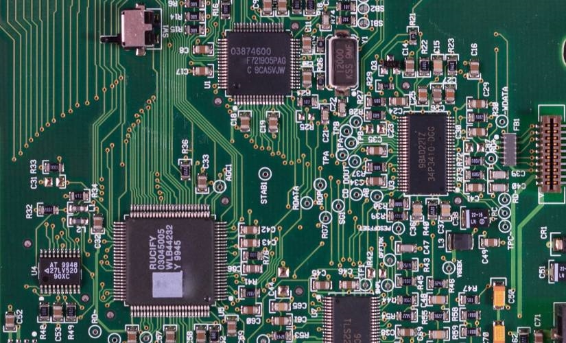 Maintaining a Software-Obsessed Tech Industry is Self-Sabotage | DeviceDaily.com Maintaining a Software-Obsessed Tech Industry is Self-Sabotage | DeviceDaily.com