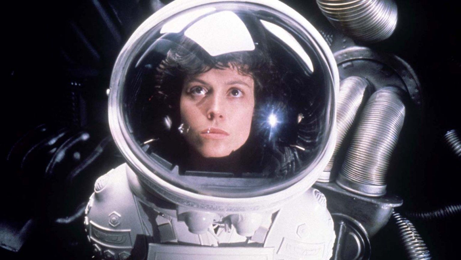 Ridley Scott’s ‘Alien’ returns to theaters in October | DeviceDaily.com