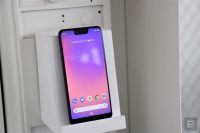 Google’s compact, Pixel 4-like Assistant starts reaching older phones