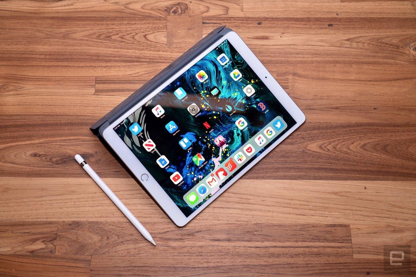 Is the iPad Air the 'just right' tablet for most people? | DeviceDaily.com Is the iPad Air the 'just right' tablet for most people? | DeviceDaily.com