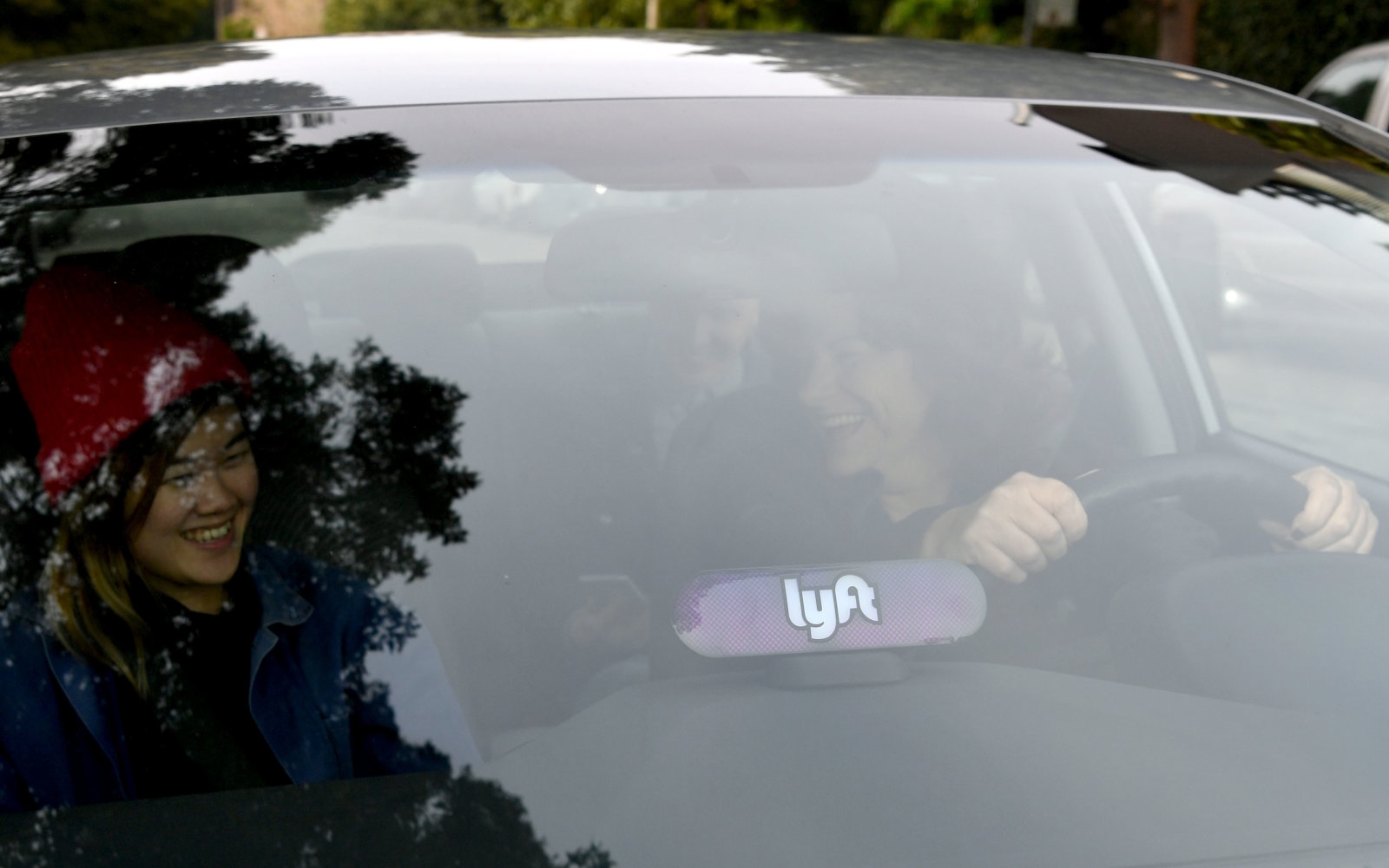 Lyft's new monthly subscription is cheaper, but has fewer perks | DeviceDaily.com