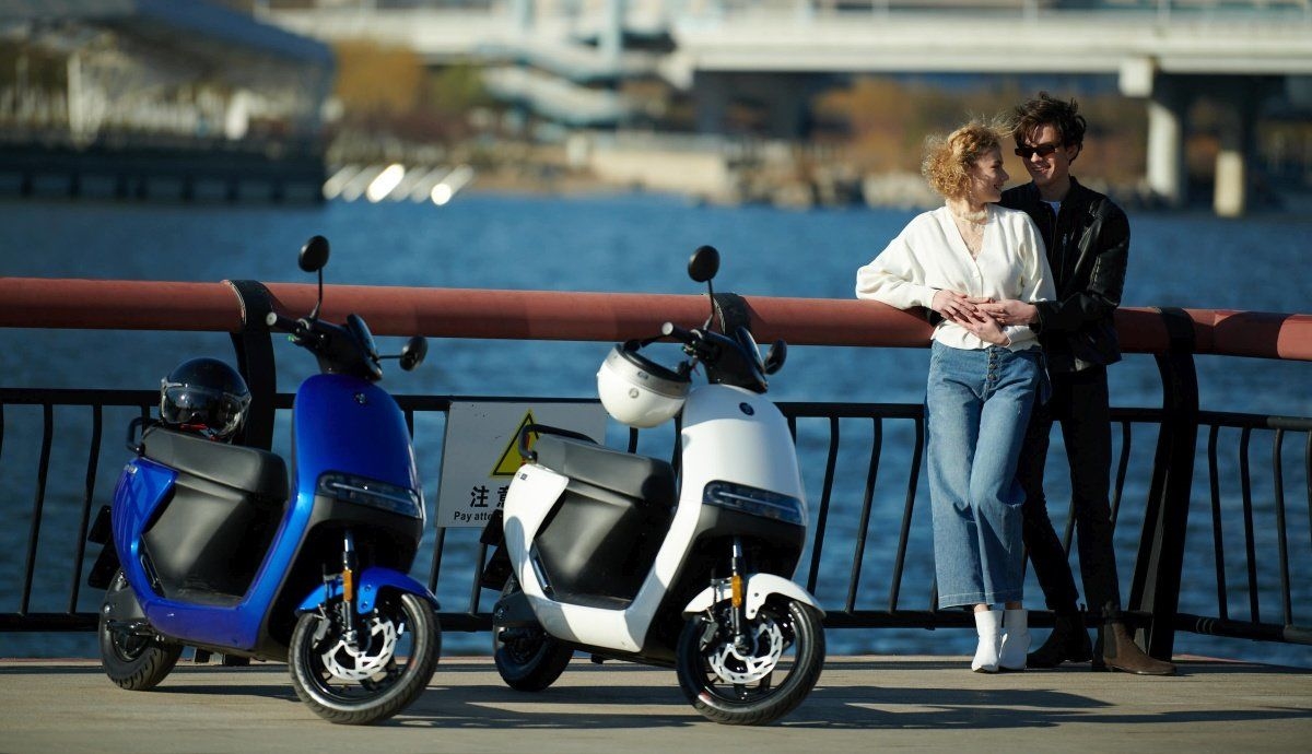 Segway-Ninebot adds electric scooter, moped options | DeviceDaily.com